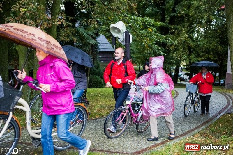 Zdjęcie w galerii na portalu naszraciborz.pl: Pierwszy dzień obchodów 750-lecia Pietrowic Wielkich oraz 350-lecia kościółka pw. św. Krzyża wiadomości z regionu