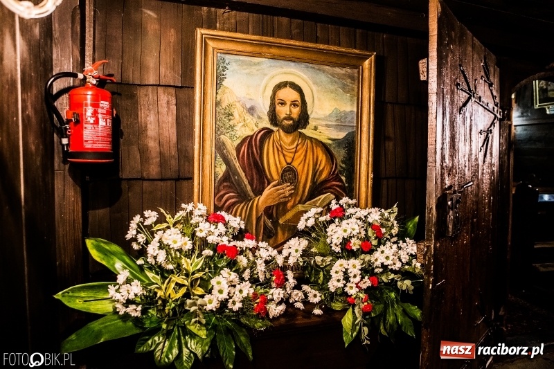 Zdjęcie w galerii na portalu naszraciborz.pl: Pierwszy dzień obchodów 750-lecia Pietrowic Wielkich oraz 350-lecia kościółka pw. św. Krzyża wiadomości z regionu