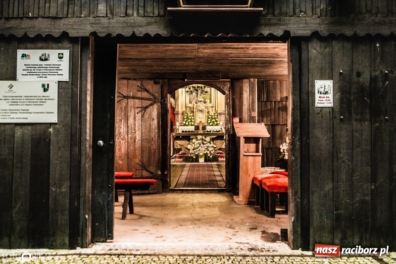 Zdjęcie w galerii na portalu naszraciborz.pl: Pierwszy dzień obchodów 750-lecia Pietrowic Wielkich oraz 350-lecia kościółka pw. św. Krzyża wiadomości z regionu