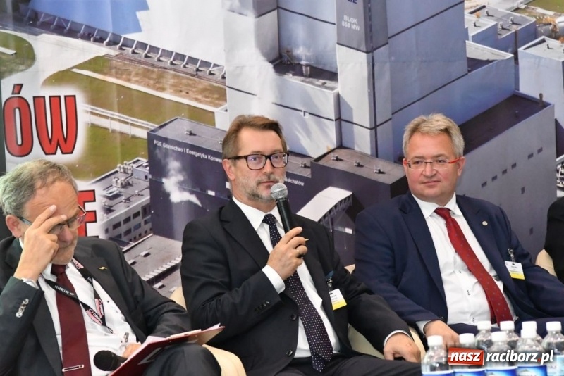 Zdjęcie w galerii na portalu naszraciborz.pl: Rafako na XIX Sympozjum Naukowo-Technicznym Energetyka Bełchatów wiadomości z regionu