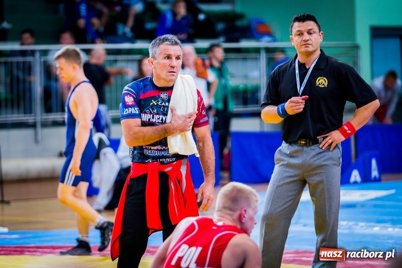 Zdjęcie w galerii na portalu naszraciborz.pl: W Arenie Rafako trwają mistrzostwa Polski seniorów w zapasach  wiadomości z regionu