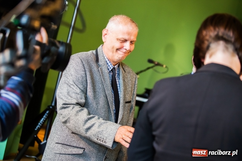 Zdjęcie w galerii na portalu naszraciborz.pl: Dzień Energetyka - oficjalne obchody w pałacyku Rafako. Jubileusze, nagrody i wyróżnienia wiadomości z regionu