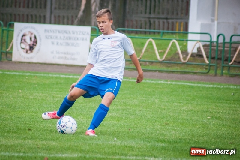 Zdjęcie w galerii na portalu naszraciborz.pl: Trampkarze Lubomi lepsi przy Wyszyńskiego wiadomości z regionu