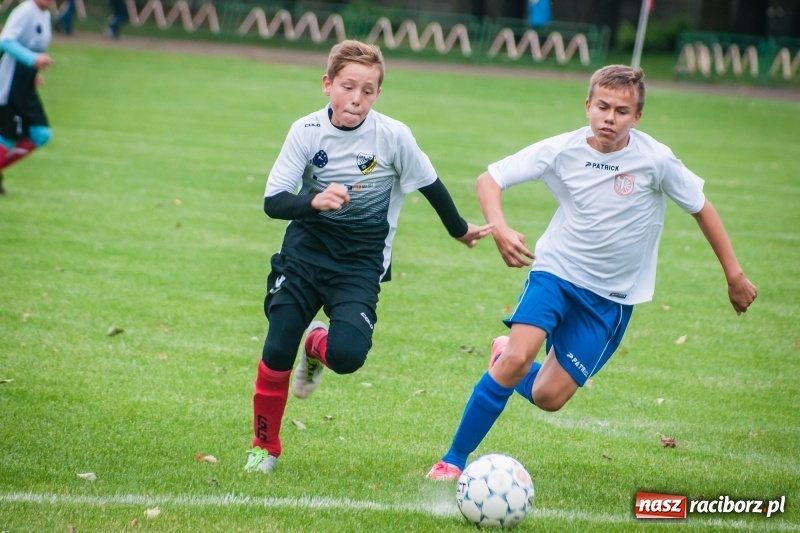 Zdjęcie w galerii na portalu naszraciborz.pl: Trampkarze Lubomi lepsi przy Wyszyńskiego wiadomości z regionu