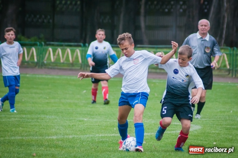 Zdjęcie w galerii na portalu naszraciborz.pl: Trampkarze Lubomi lepsi przy Wyszyńskiego wiadomości z regionu