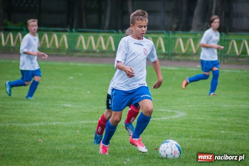 Zdjęcie w galerii na portalu naszraciborz.pl: Trampkarze Lubomi lepsi przy Wyszyńskiego wiadomości z regionu