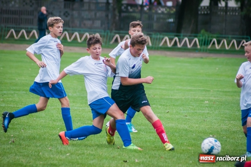 Zdjęcie w galerii na portalu naszraciborz.pl: Trampkarze Lubomi lepsi przy Wyszyńskiego wiadomości z regionu
