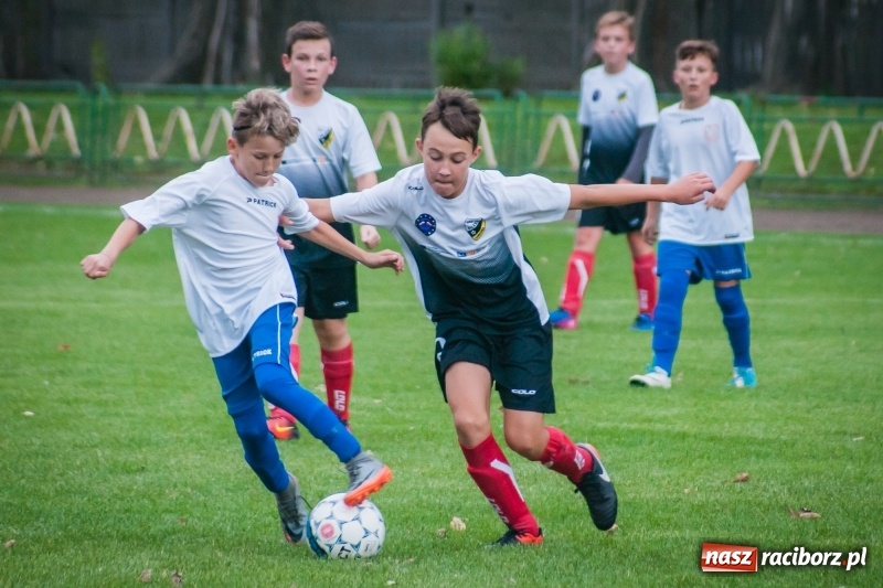 Zdjęcie w galerii na portalu naszraciborz.pl: Trampkarze Lubomi lepsi przy Wyszyńskiego wiadomości z regionu