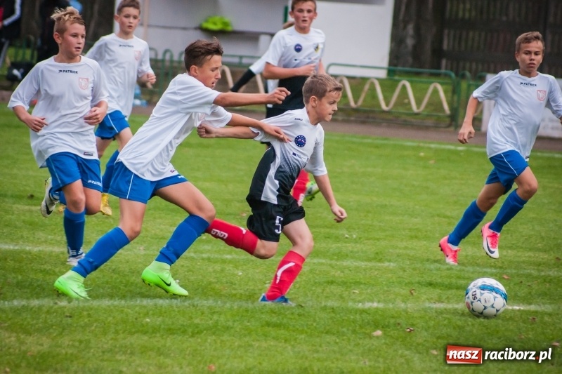 Zdjęcie w galerii na portalu naszraciborz.pl: Trampkarze Lubomi lepsi przy Wyszyńskiego wiadomości z regionu