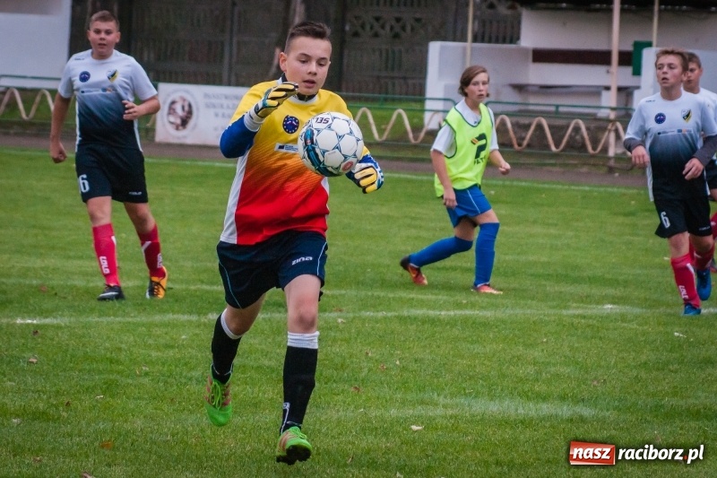 Zdjęcie w galerii na portalu naszraciborz.pl: Trampkarze Lubomi lepsi przy Wyszyńskiego wiadomości z regionu