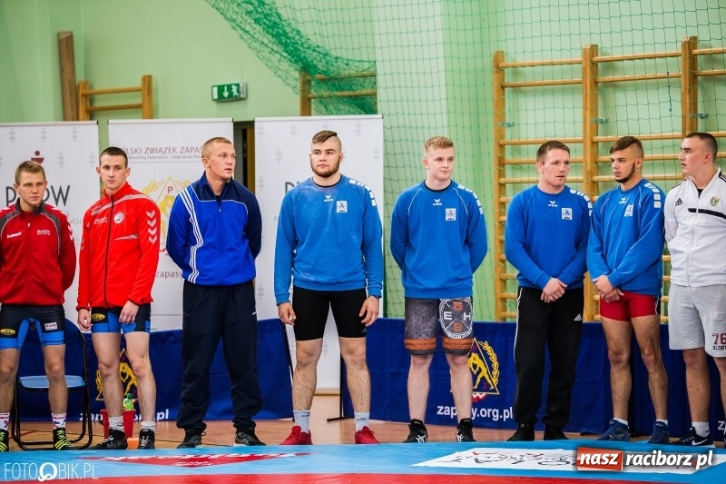 Zdjęcie w galerii na portalu naszraciborz.pl: Mistrzostwa Polski w zapasach w Arenie Rafako. Trzy medale dla Unii Racibórz wiadomości z regionu