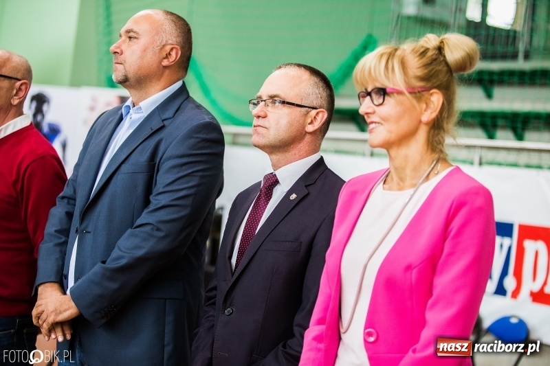 Zdjęcie w galerii na portalu naszraciborz.pl: Mistrzostwa Polski w zapasach w Arenie Rafako. Trzy medale dla Unii Racibórz wiadomości z regionu