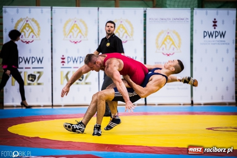 Zdjęcie w galerii na portalu naszraciborz.pl: Mistrzostwa Polski w zapasach w Arenie Rafako. Trzy medale dla Unii Racibórz wiadomości z regionu