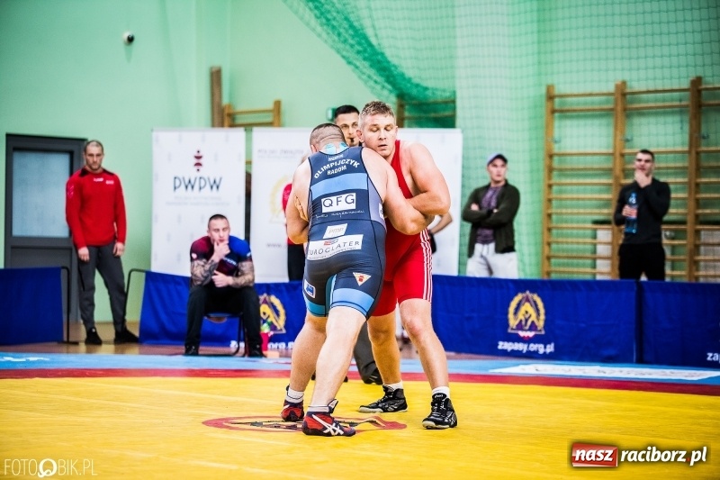Zdjęcie w galerii na portalu naszraciborz.pl: Mistrzostwa Polski w zapasach w Arenie Rafako. Trzy medale dla Unii Racibórz wiadomości z regionu