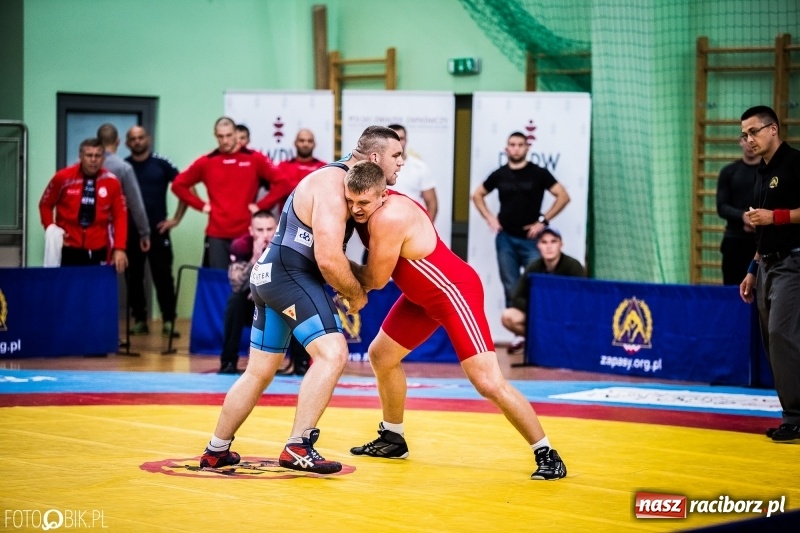Zdjęcie w galerii na portalu naszraciborz.pl: Mistrzostwa Polski w zapasach w Arenie Rafako. Trzy medale dla Unii Racibórz wiadomości z regionu