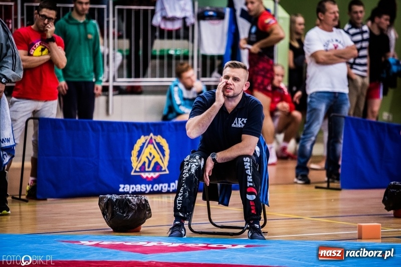 Zdjęcie w galerii na portalu naszraciborz.pl: Mistrzostwa Polski w zapasach w Arenie Rafako. Trzy medale dla Unii Racibórz wiadomości z regionu