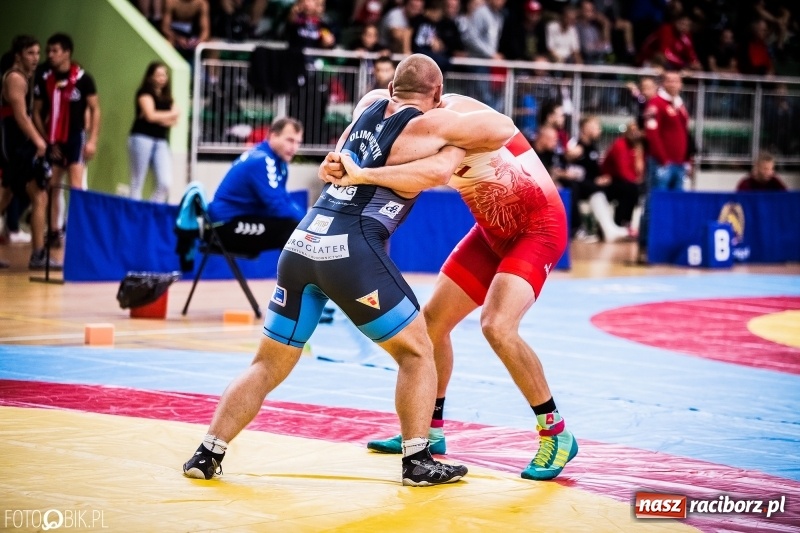 Zdjęcie w galerii na portalu naszraciborz.pl: Mistrzostwa Polski w zapasach w Arenie Rafako. Trzy medale dla Unii Racibórz wiadomości z regionu