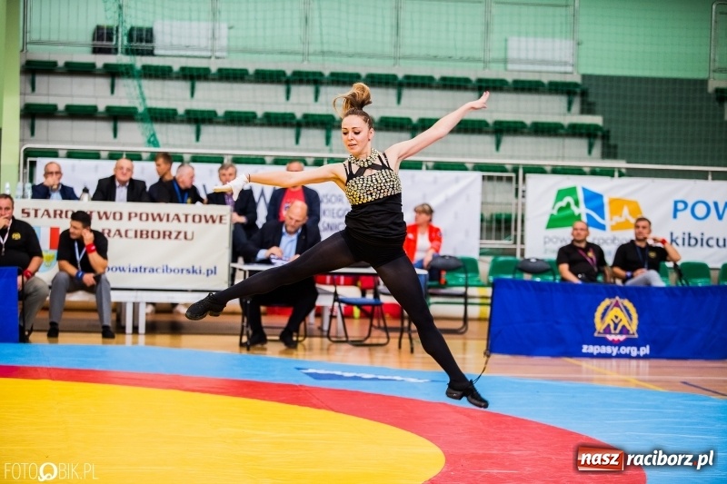 Zdjęcie w galerii na portalu naszraciborz.pl: SKAZA szykuje galę w RCK. Dziś zaprezentowała się w Arenie Rafako wiadomości z regionu