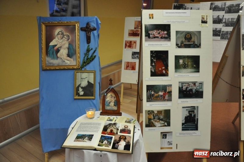 Zdjęcie w galerii na portalu naszraciborz.pl: 750. urodziny Pietrowic Wielkich. Uroczysta sesja radnych i spotkania z historią wiadomości z regionu