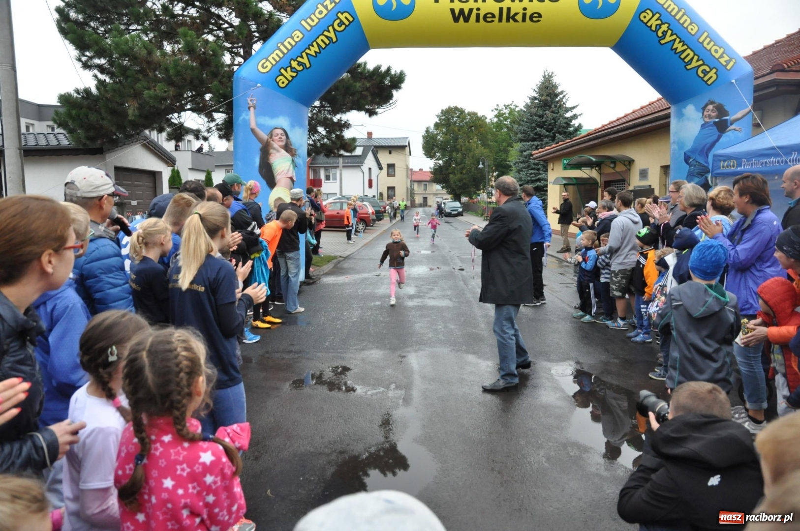 Zdjęcie w galerii na portalu naszraciborz.pl: Urodzinowe bieganie na 750 lat Pietrowic Wlk. wiadomości z regionu