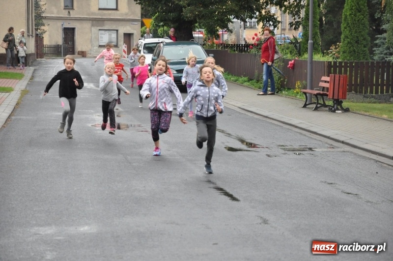 Zdjęcie w galerii na portalu naszraciborz.pl: Urodzinowe bieganie na 750 lat Pietrowic Wlk. wiadomości z regionu