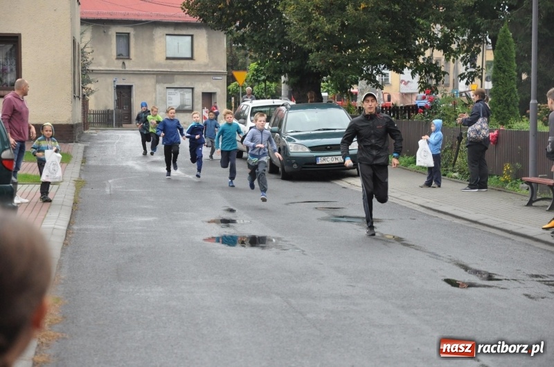 Zdjęcie w galerii na portalu naszraciborz.pl: Urodzinowe bieganie na 750 lat Pietrowic Wlk. wiadomości z regionu