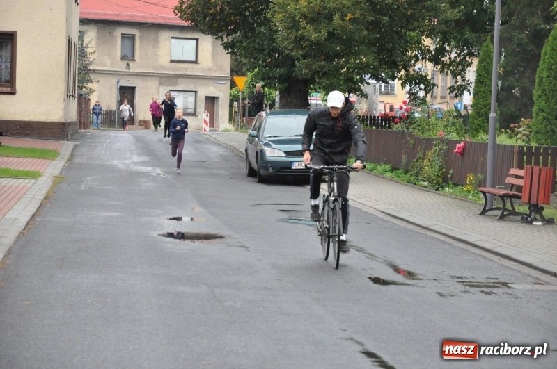 Zdjęcie w galerii na portalu naszraciborz.pl: Urodzinowe bieganie na 750 lat Pietrowic Wlk. wiadomości z regionu
