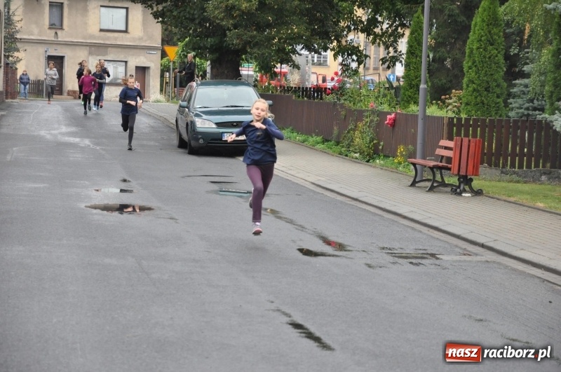 Zdjęcie w galerii na portalu naszraciborz.pl: Urodzinowe bieganie na 750 lat Pietrowic Wlk. wiadomości z regionu