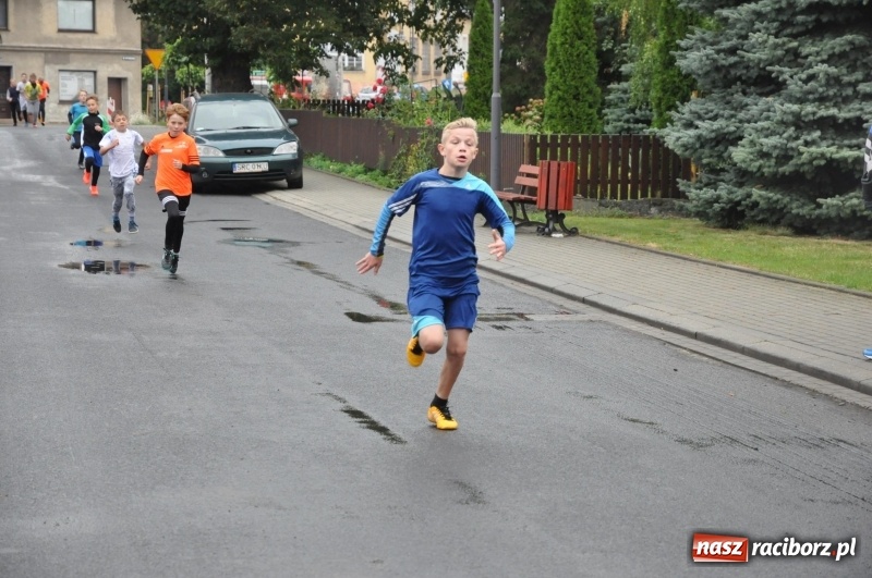 Zdjęcie w galerii na portalu naszraciborz.pl: Urodzinowe bieganie na 750 lat Pietrowic Wlk. wiadomości z regionu