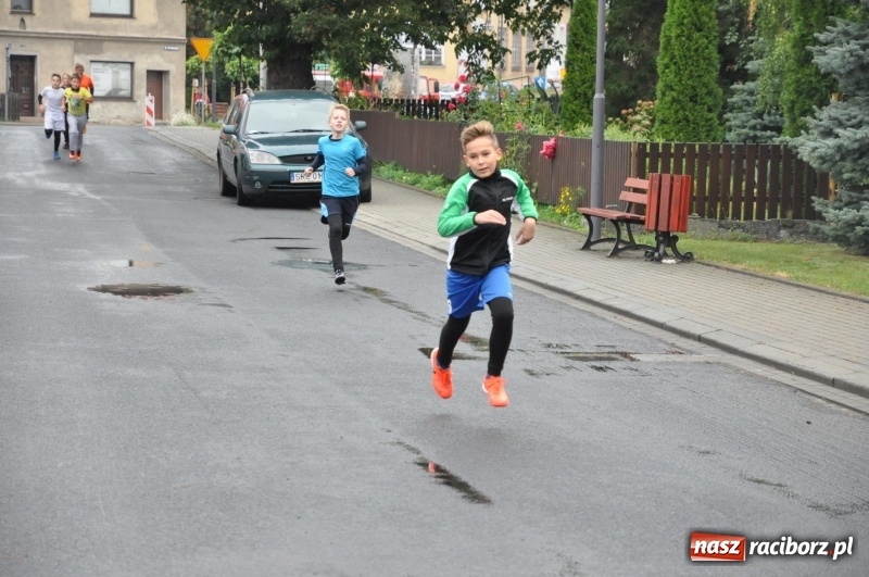 Zdjęcie w galerii na portalu naszraciborz.pl: Urodzinowe bieganie na 750 lat Pietrowic Wlk. wiadomości z regionu