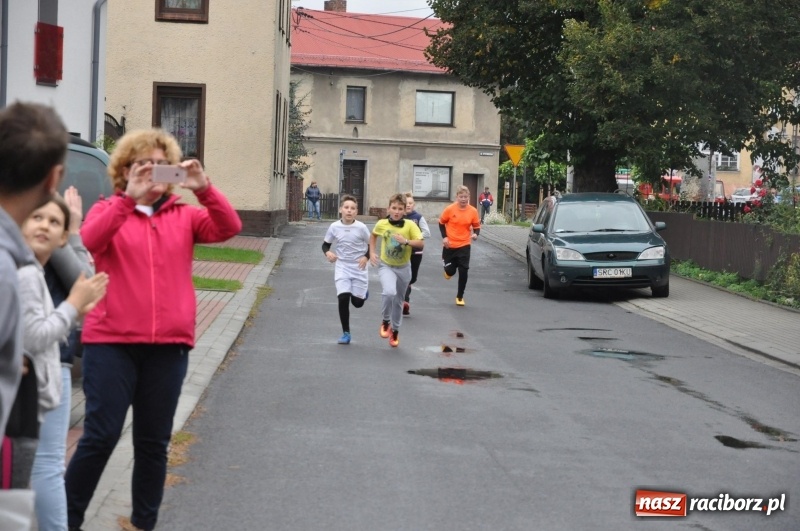 Zdjęcie w galerii na portalu naszraciborz.pl: Urodzinowe bieganie na 750 lat Pietrowic Wlk. wiadomości z regionu