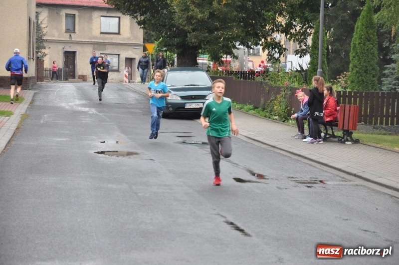 Zdjęcie w galerii na portalu naszraciborz.pl: Urodzinowe bieganie na 750 lat Pietrowic Wlk. wiadomości z regionu