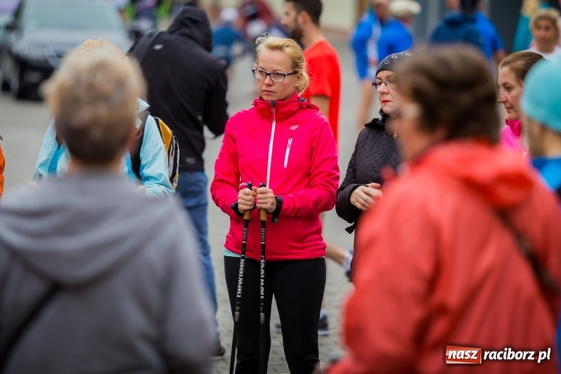 Zdjęcie w galerii na portalu naszraciborz.pl: Polsko-czeski jubileuszowy bieg na 10 km oraz chód Nordic Walking wiadomości z regionu