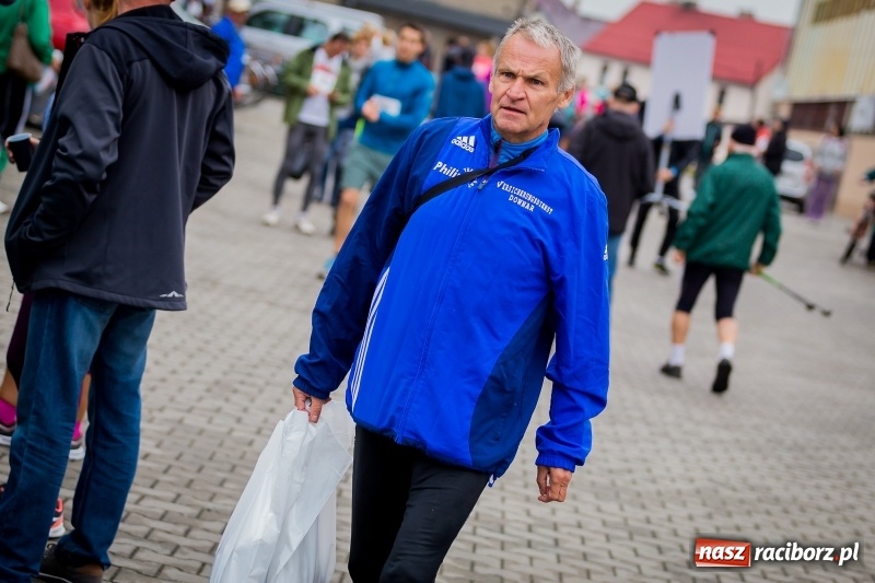 Zdjęcie w galerii na portalu naszraciborz.pl: Polsko-czeski jubileuszowy bieg na 10 km oraz chód Nordic Walking wiadomości z regionu