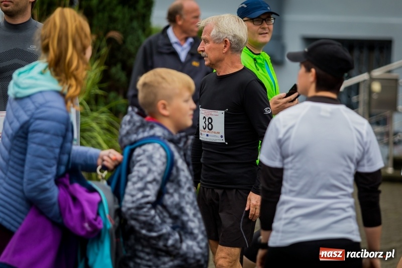 Zdjęcie w galerii na portalu naszraciborz.pl: Polsko-czeski jubileuszowy bieg na 10 km oraz chód Nordic Walking wiadomości z regionu
