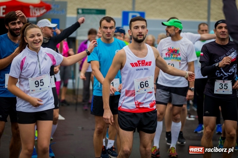 Zdjęcie w galerii na portalu naszraciborz.pl: Polsko-czeski jubileuszowy bieg na 10 km oraz chód Nordic Walking wiadomości z regionu