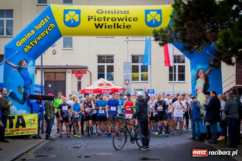 Zdjęcie w galerii na portalu naszraciborz.pl: Polsko-czeski jubileuszowy bieg na 10 km oraz chód Nordic Walking wiadomości z regionu