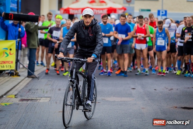 Zdjęcie w galerii na portalu naszraciborz.pl: Polsko-czeski jubileuszowy bieg na 10 km oraz chód Nordic Walking wiadomości z regionu