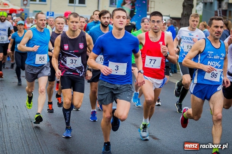 Zdjęcie w galerii na portalu naszraciborz.pl: Polsko-czeski jubileuszowy bieg na 10 km oraz chód Nordic Walking wiadomości z regionu