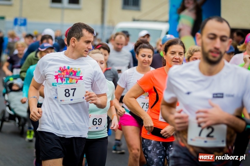 Zdjęcie w galerii na portalu naszraciborz.pl: Polsko-czeski jubileuszowy bieg na 10 km oraz chód Nordic Walking wiadomości z regionu