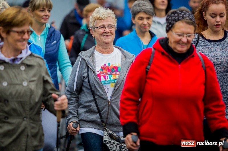 Zdjęcie w galerii na portalu naszraciborz.pl: Polsko-czeski jubileuszowy bieg na 10 km oraz chód Nordic Walking wiadomości z regionu