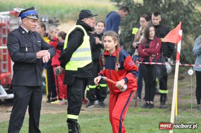 Zdjęcie w galerii na portalu naszraciborz.pl: Strażacka rywalizacja w Gamowie. Raz na dwa lata wyłaniani są mistrzowie powiatu wiadomości z regionu