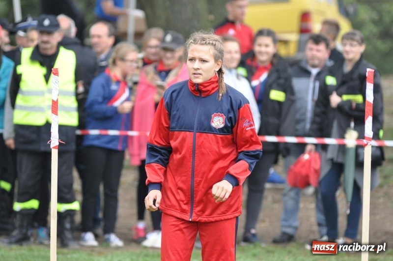 Zdjęcie w galerii na portalu naszraciborz.pl: Strażacka rywalizacja w Gamowie. Raz na dwa lata wyłaniani są mistrzowie powiatu wiadomości z regionu