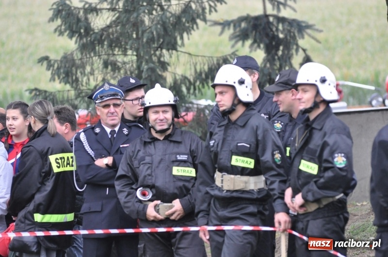 Zdjęcie w galerii na portalu naszraciborz.pl: Strażacka rywalizacja w Gamowie. Raz na dwa lata wyłaniani są mistrzowie powiatu wiadomości z regionu