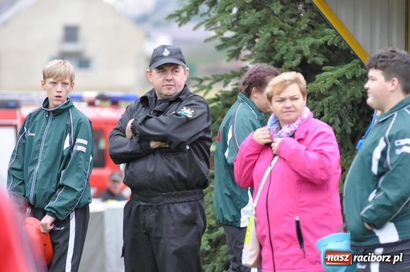 Zdjęcie w galerii na portalu naszraciborz.pl: Strażacka rywalizacja w Gamowie. Raz na dwa lata wyłaniani są mistrzowie powiatu wiadomości z regionu