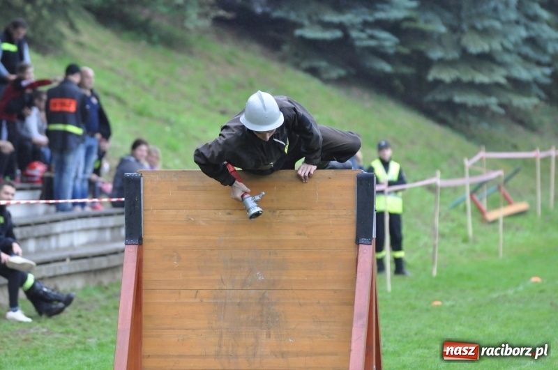 Zdjęcie w galerii na portalu naszraciborz.pl: Strażacka rywalizacja w Gamowie. Raz na dwa lata wyłaniani są mistrzowie powiatu wiadomości z regionu