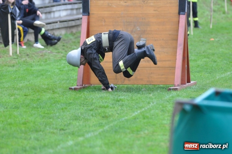 Zdjęcie w galerii na portalu naszraciborz.pl: Strażacka rywalizacja w Gamowie. Raz na dwa lata wyłaniani są mistrzowie powiatu wiadomości z regionu