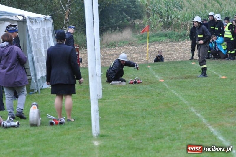 Zdjęcie w galerii na portalu naszraciborz.pl: Strażacka rywalizacja w Gamowie. Raz na dwa lata wyłaniani są mistrzowie powiatu wiadomości z regionu