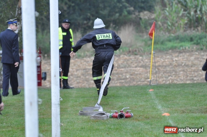 Zdjęcie w galerii na portalu naszraciborz.pl: Strażacka rywalizacja w Gamowie. Raz na dwa lata wyłaniani są mistrzowie powiatu wiadomości z regionu