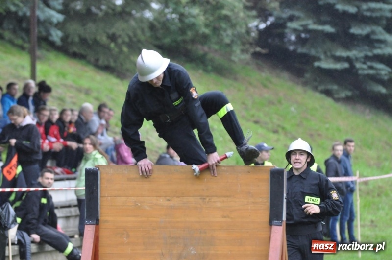 Zdjęcie w galerii na portalu naszraciborz.pl: Strażacka rywalizacja w Gamowie. Raz na dwa lata wyłaniani są mistrzowie powiatu wiadomości z regionu